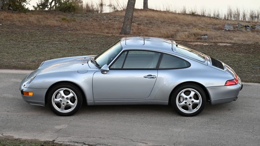 1995 Porsche 993 Carrera 4 - Image 8 of 19