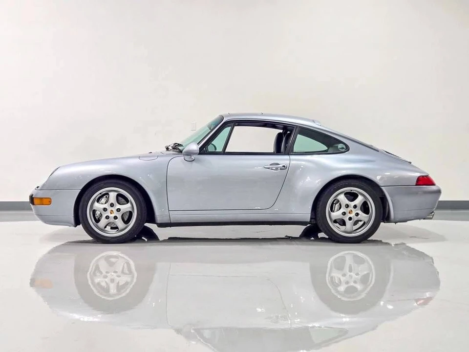 1995 Porsche 993 Carrera 4 - Image 2 of 5