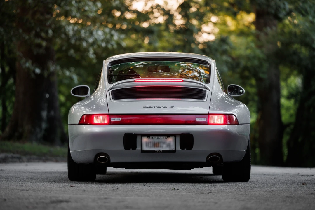 1995 Porsche 993 Carrera 4 - Image 20 of 31