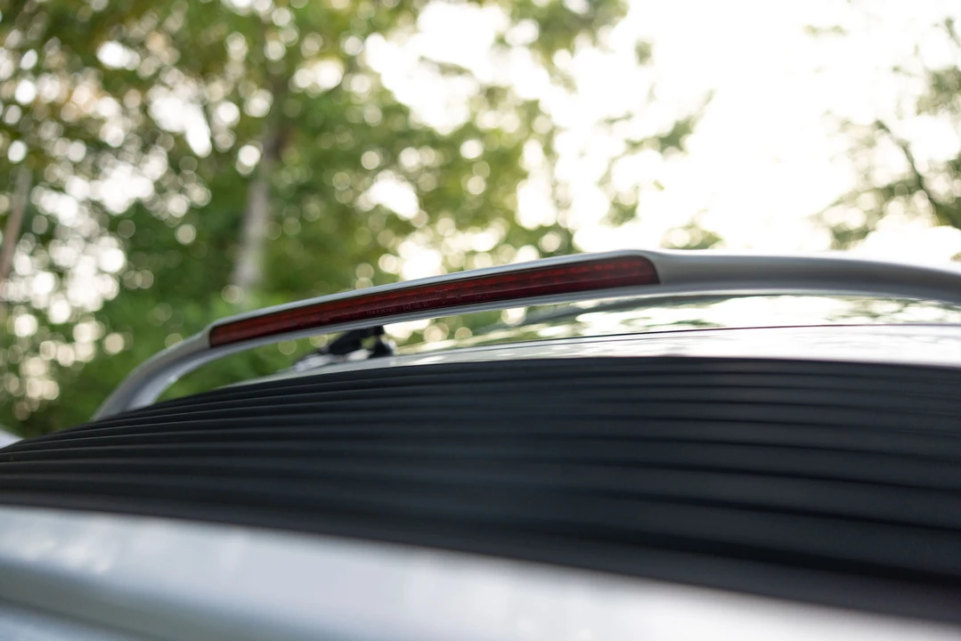 1995 Porsche 993 Carrera 4 - Image 31 of 31