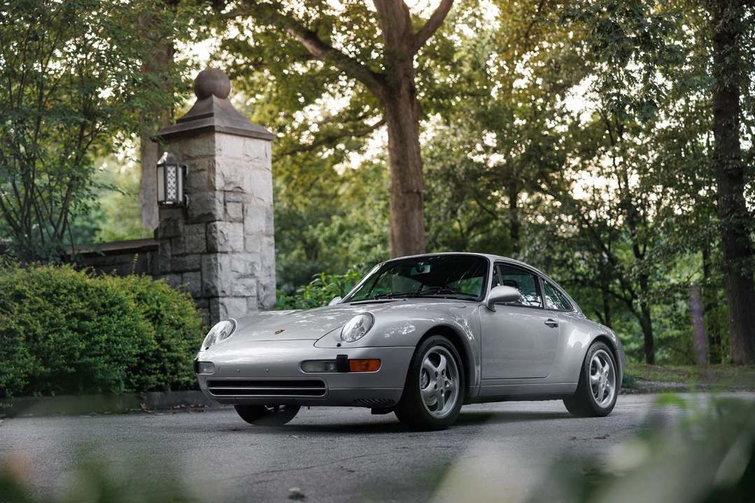 1995 Porsche 993 Carrera 4 - Image 4 of 31