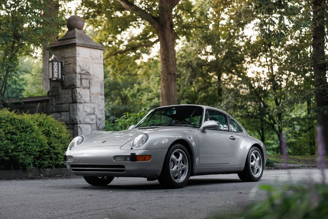 1995 Porsche 993 Carrera 4 - Image 5 of 31