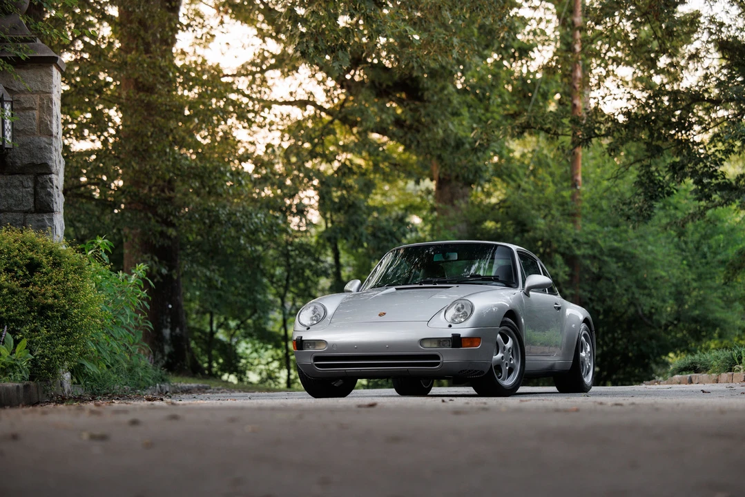 1995 Porsche 993 Carrera 4 - Image 10 of 31