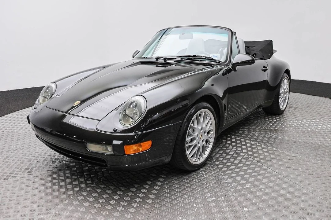 1995 Porsche 993 Carrera 4 - Image 2 of 31