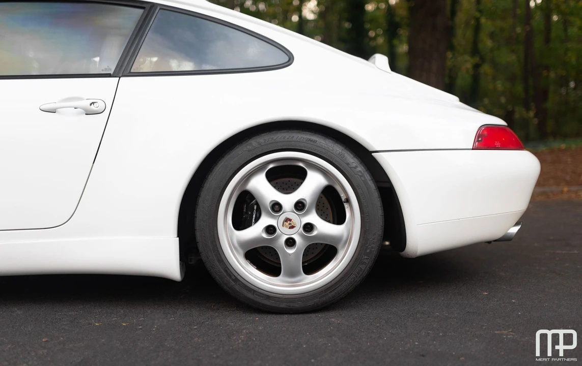 2019 Porsche 993 Carrera - Image 8 of 31
