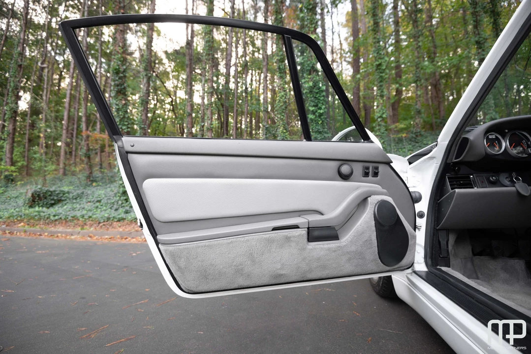 2019 Porsche 993 Carrera - Image 28 of 31