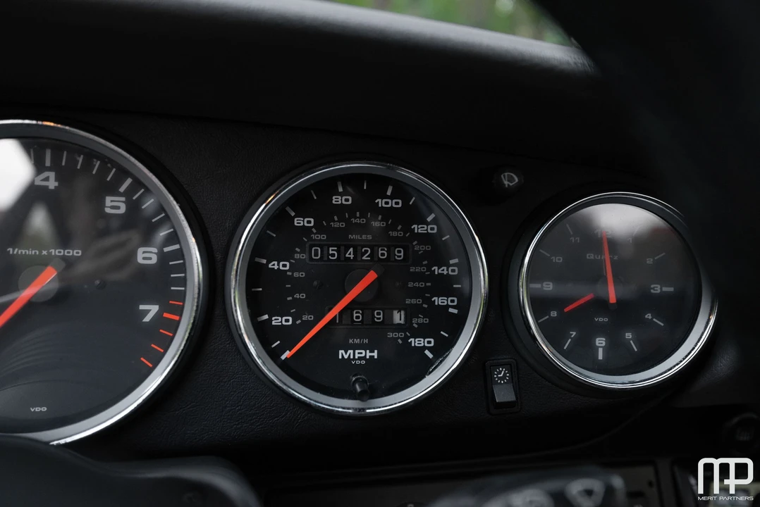 2019 Porsche 993 Carrera - Image 16 of 31