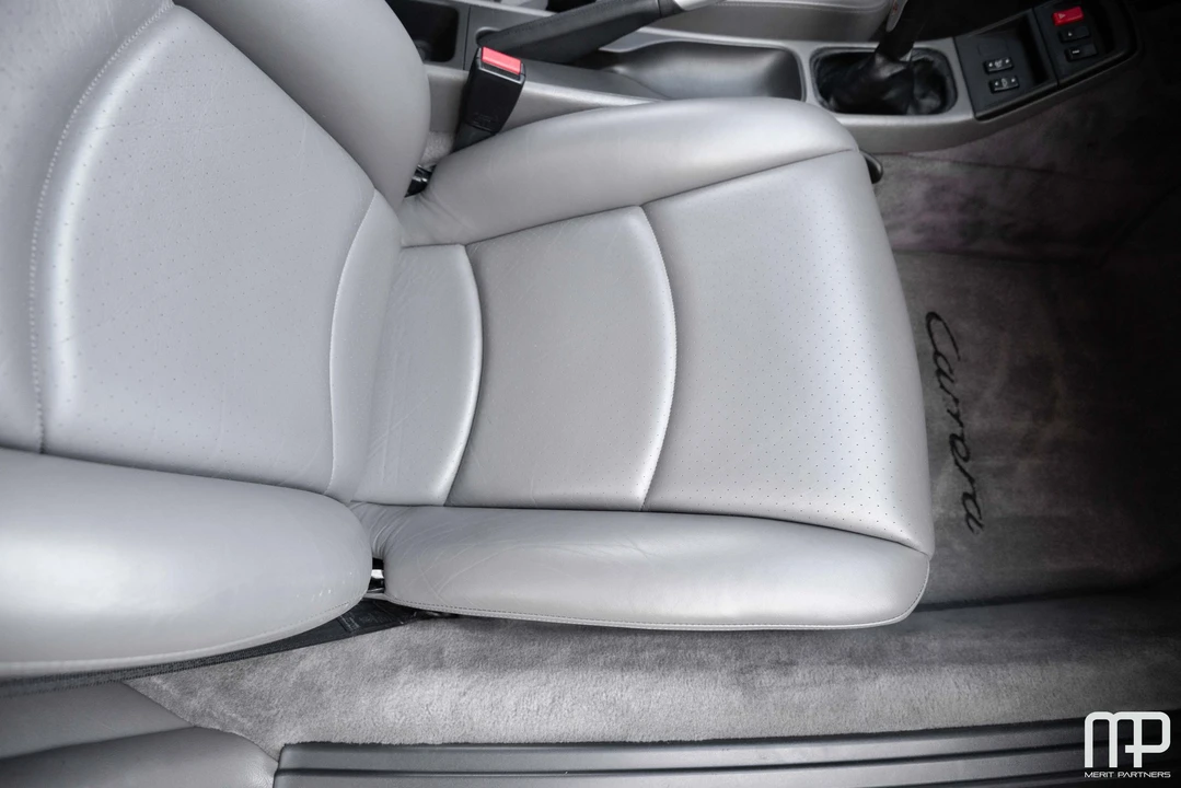 2019 Porsche 993 Carrera - Image 25 of 31