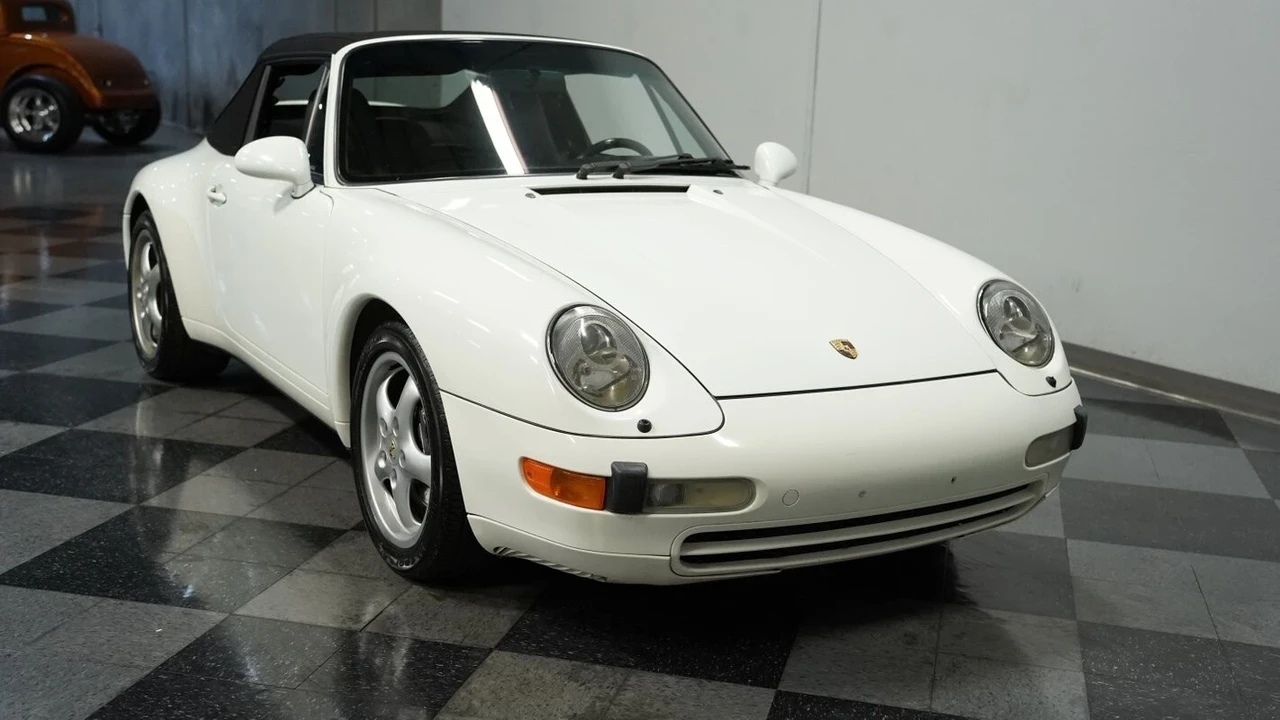 1995 Porsche 993 Carrera - Image 15 of 21