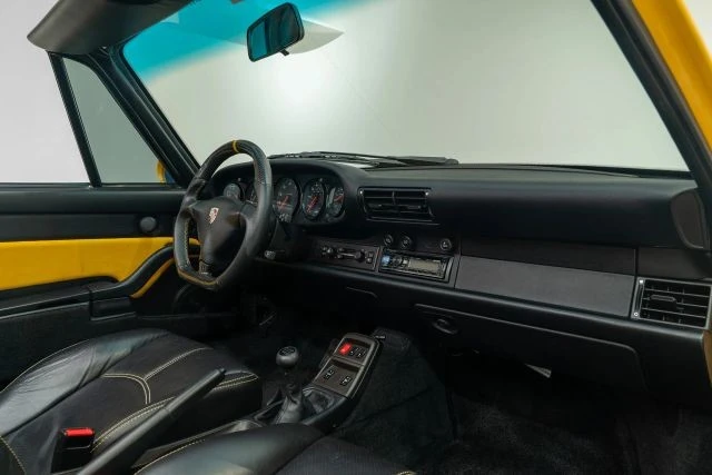 1995 Porsche 993 Carrera - Image 13 of 26