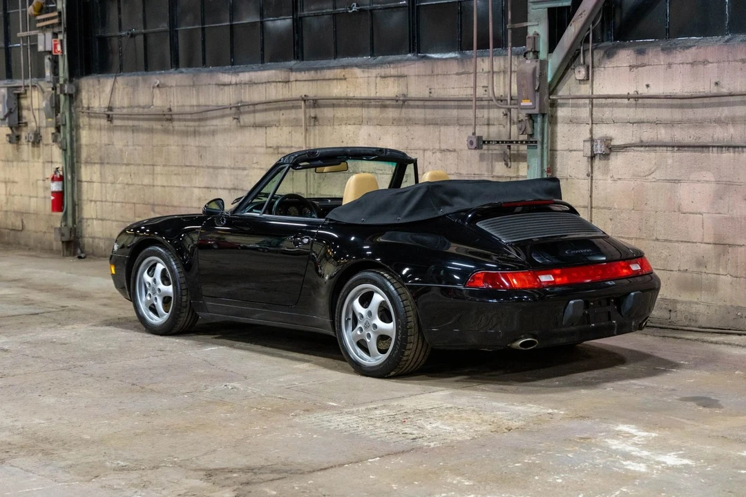 1995 Porsche 993 Carrera - Image 16 of 31