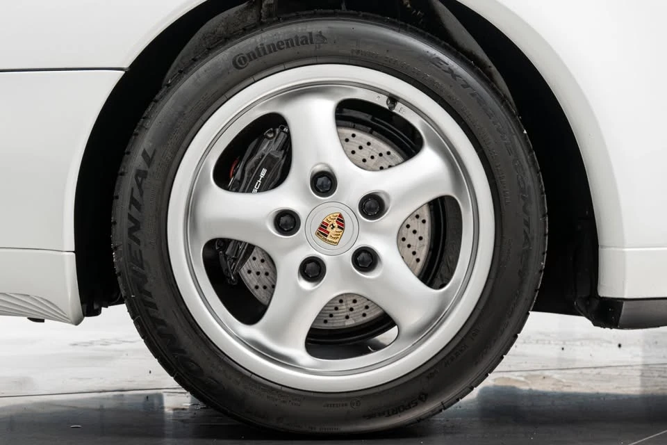 1995 Porsche 993 Carrera - Image 9 of 19