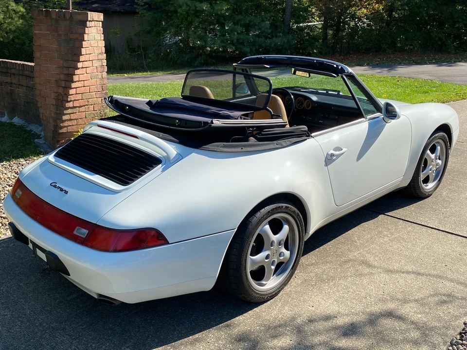 1995 Porsche 993 Carrera - Image 13 of 31