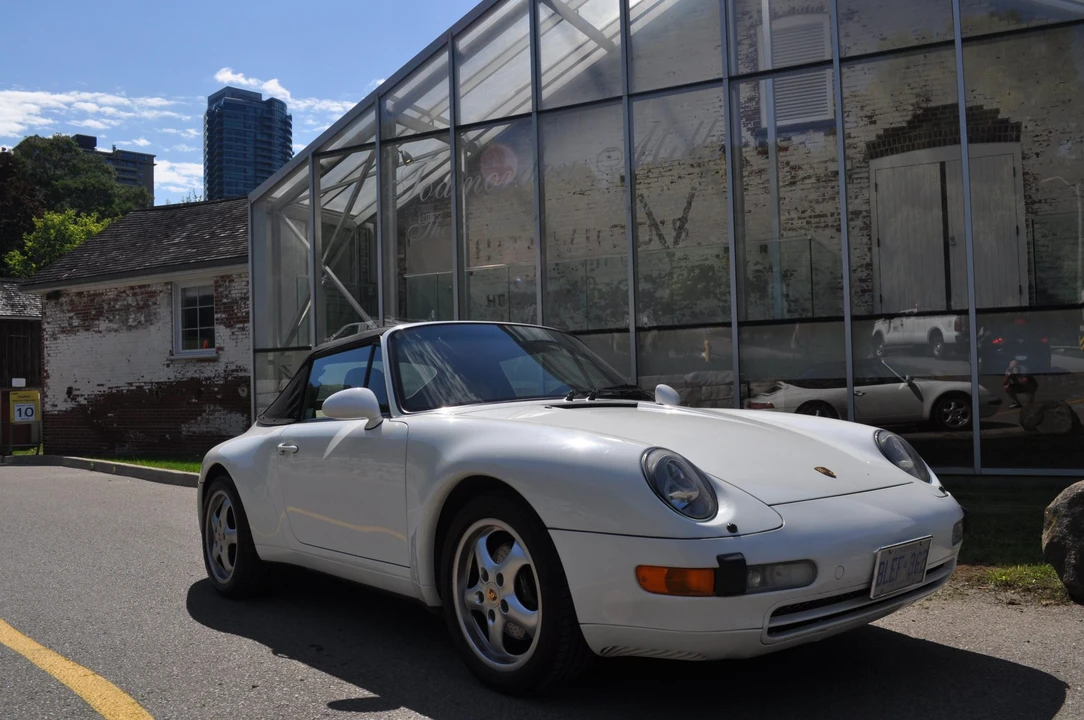 1995 Porsche 993 Carrera - Image 9 of 31