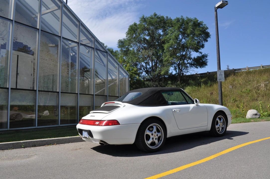 1995 Porsche 993 Carrera - Image 11 of 31