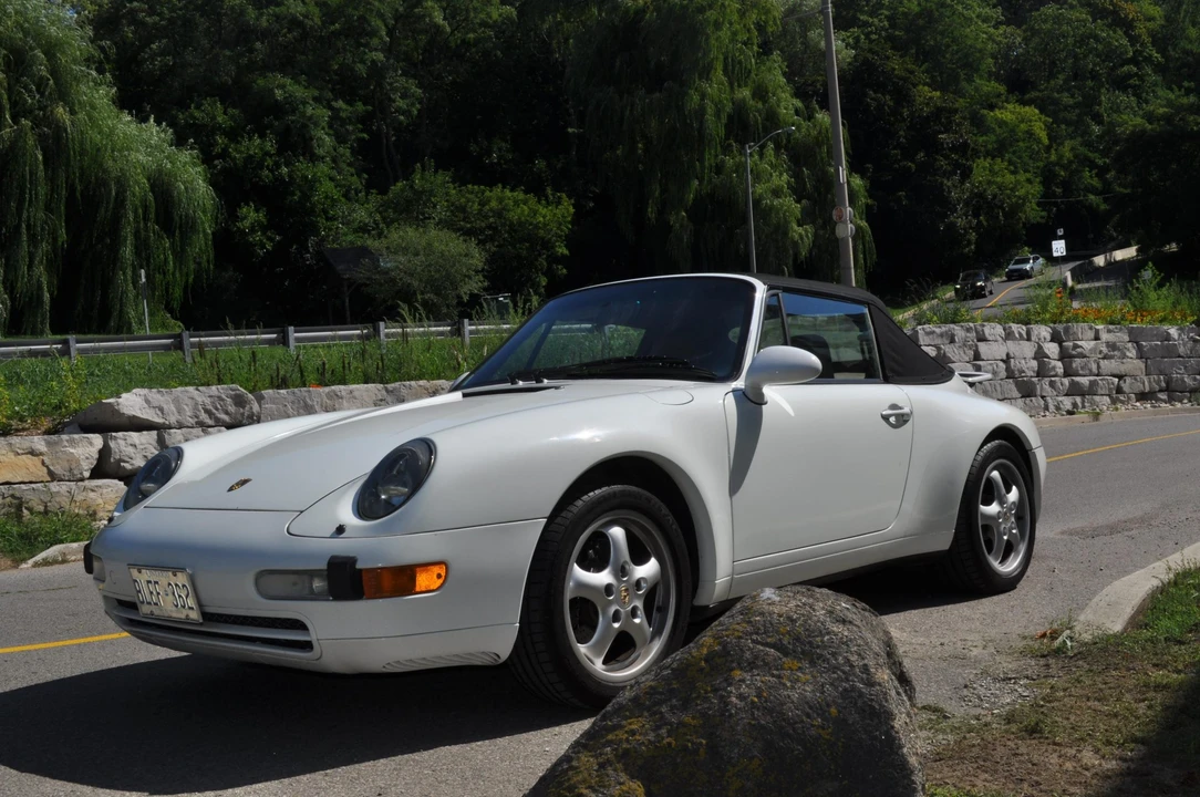 1995 Porsche 993 Carrera - Image 2 of 31