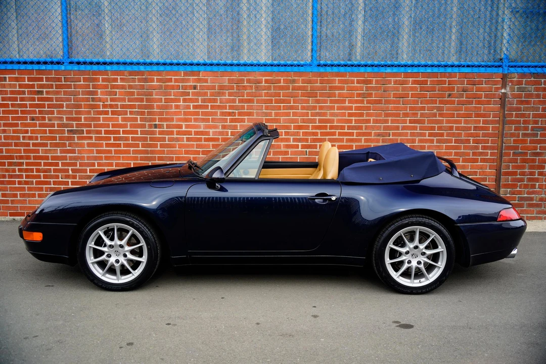 1995 Porsche 993 Carrera - Image 15 of 31