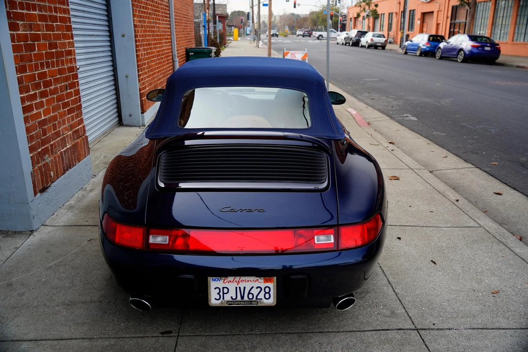 1995 Porsche 993 Carrera - Image 11 of 31