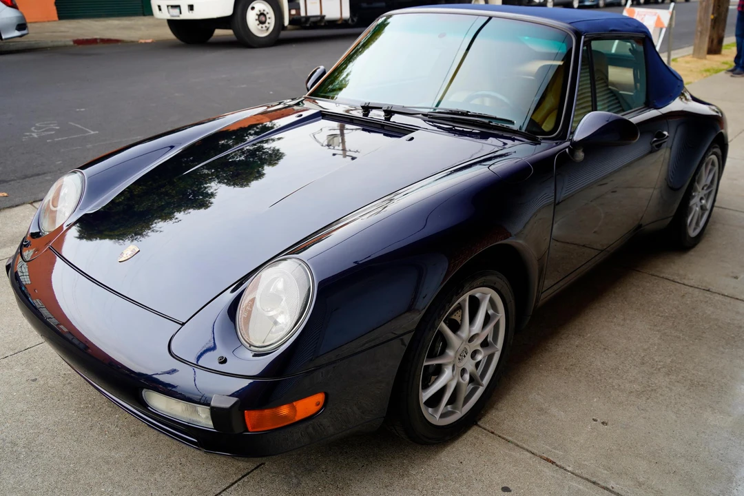 1995 Porsche 993 Carrera - Image 10 of 31