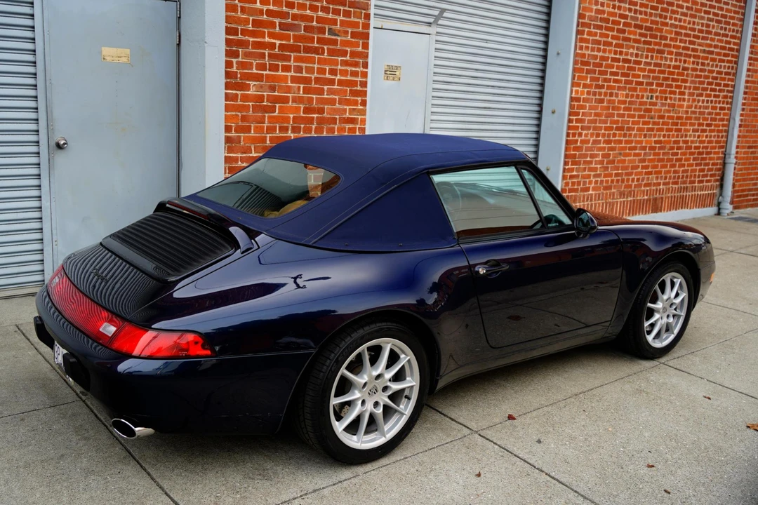 1995 Porsche 993 Carrera - Image 12 of 31