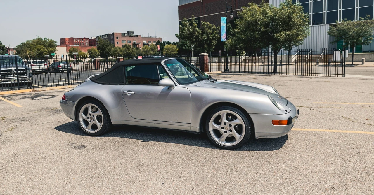 1995 Porsche 993 Carrera - Image 16 of 31