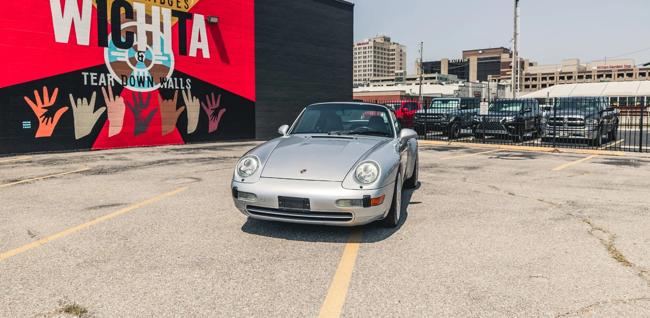 1995 Porsche 993 Carrera - Image 2 of 31
