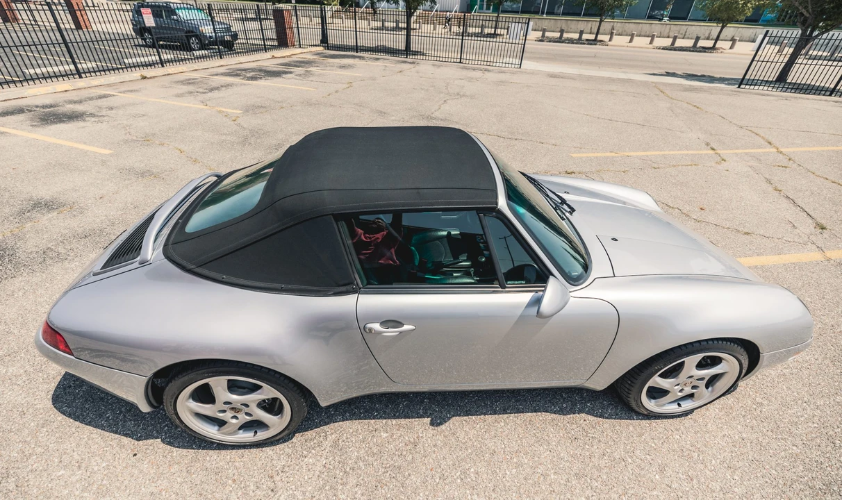 1995 Porsche 993 Carrera - Image 27 of 31