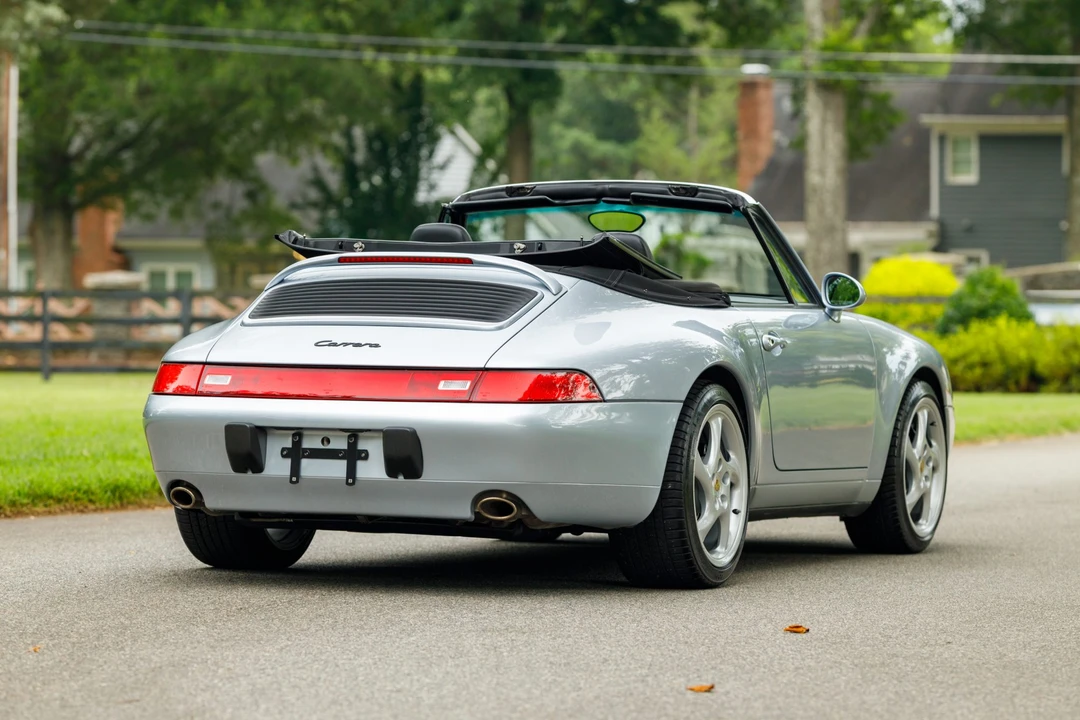 1995 Porsche 993 Carrera - Image 10 of 31