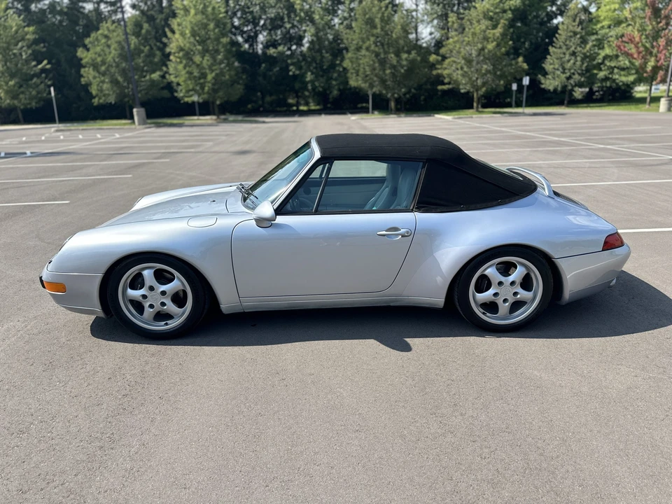 1995 Porsche 993 Carrera - Image 25 of 31