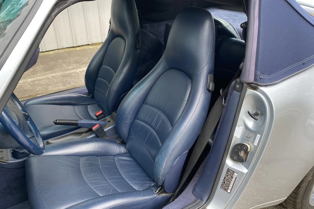 1995 Porsche 993 Carrera - Image 16 of 31