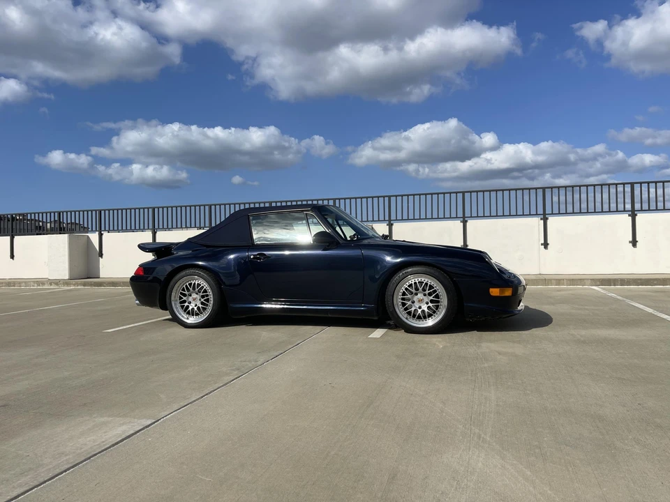 1995 Porsche 993 Carrera - Image 24 of 31