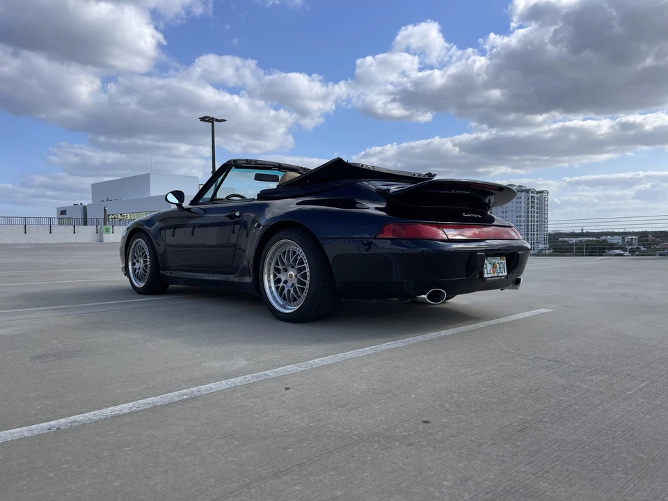 1995 Porsche 993 Carrera - Image 8 of 31