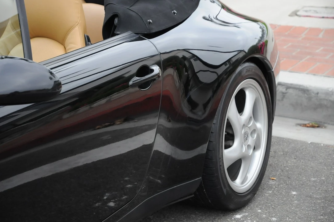 1995 Porsche 993 Carrera - Image 29 of 31