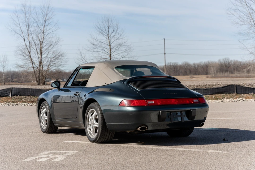 1995 Porsche 993 Carrera - Image 9 of 31