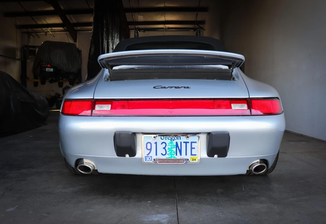 1995 Porsche 993 Carrera - Image 24 of 31