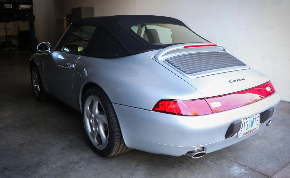 1995 Porsche 993 Carrera - Image 26 of 31