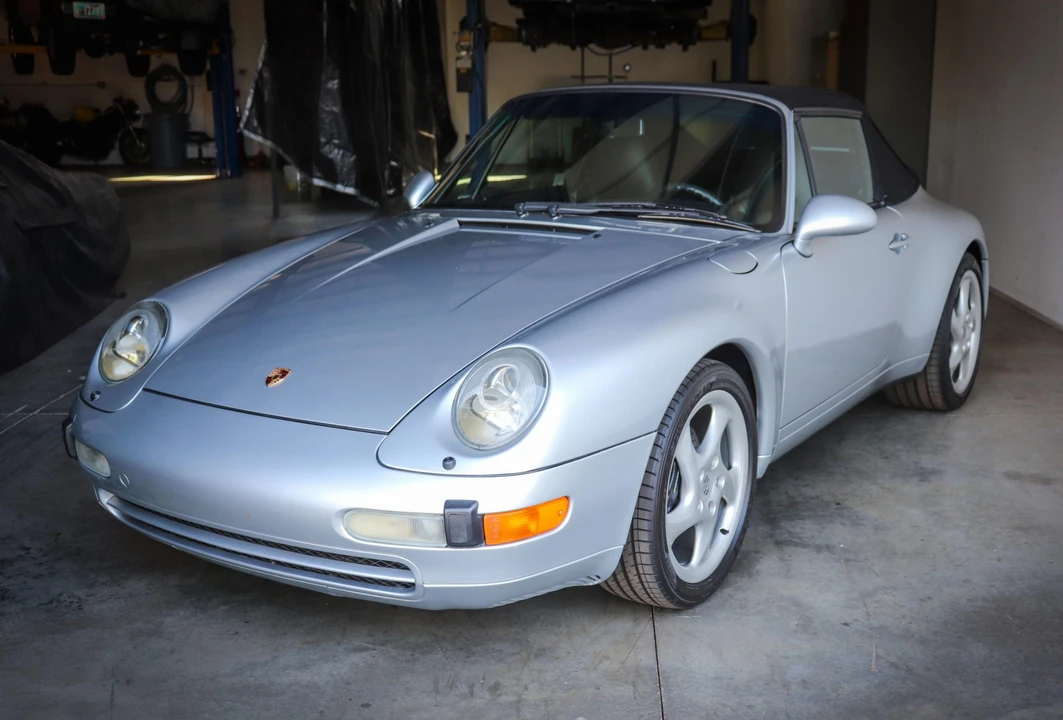 1995 Porsche 993 Carrera - Image 17 of 31