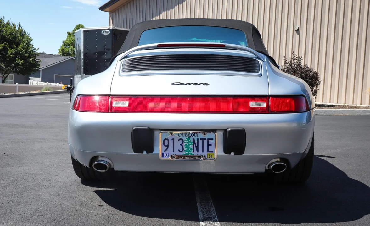 1995 Porsche 993 Carrera - Image 14 of 31