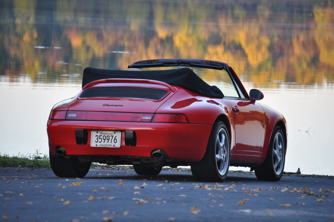 1995 Porsche 993 Carrera - Image 14 of 31