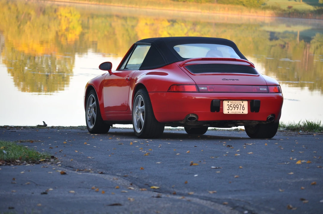 1995 Porsche 993 Carrera - Image 25 of 31