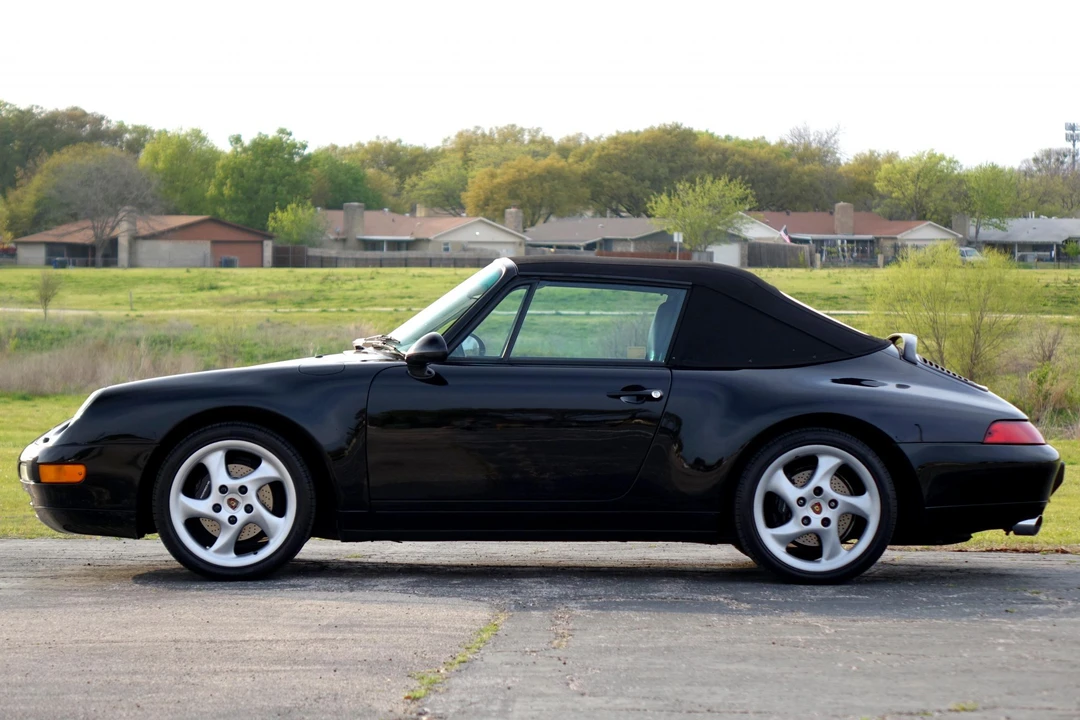 1995 Porsche 993 Carrera - Image 7 of 31