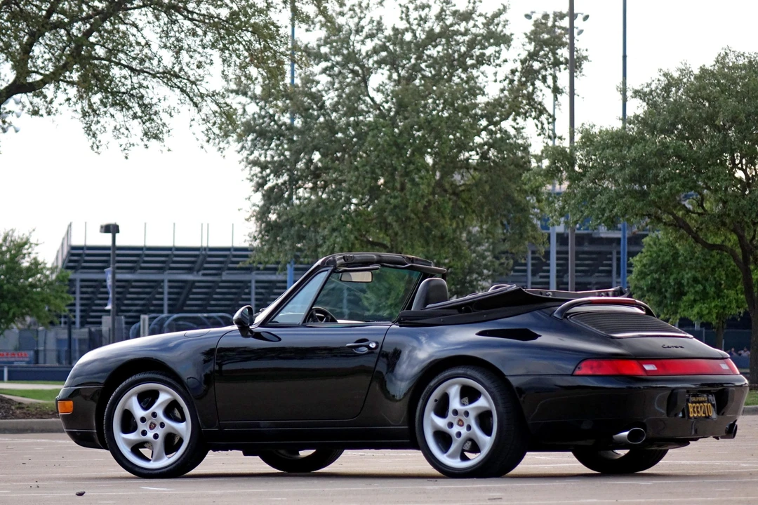 1995 Porsche 993 Carrera - Image 16 of 31