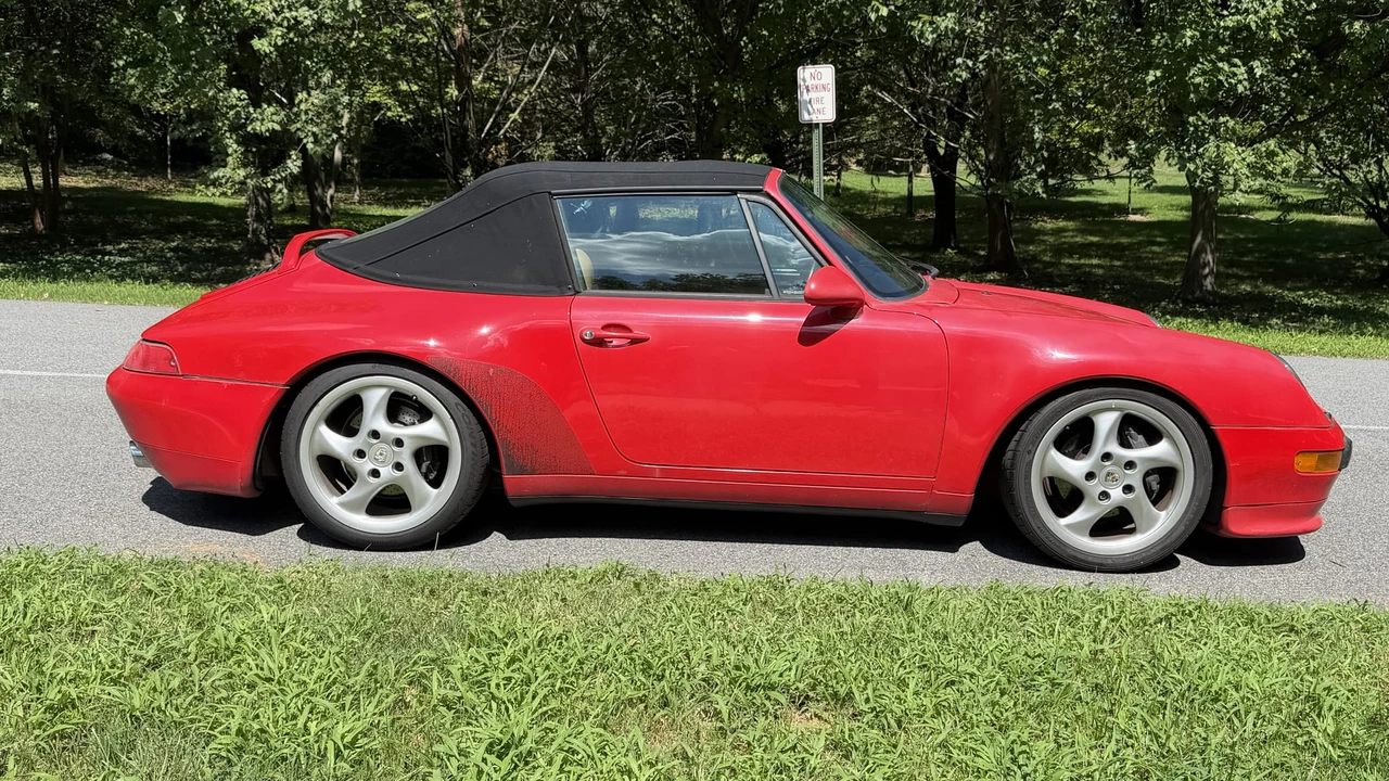 1995 Porsche 993 Carrera - Image 8 of 31