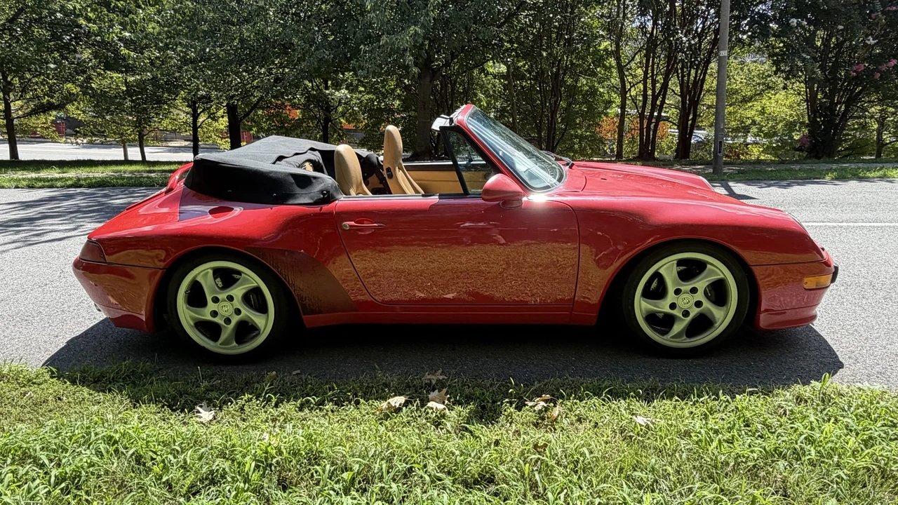 1995 Porsche 993 Carrera - Image 28 of 31