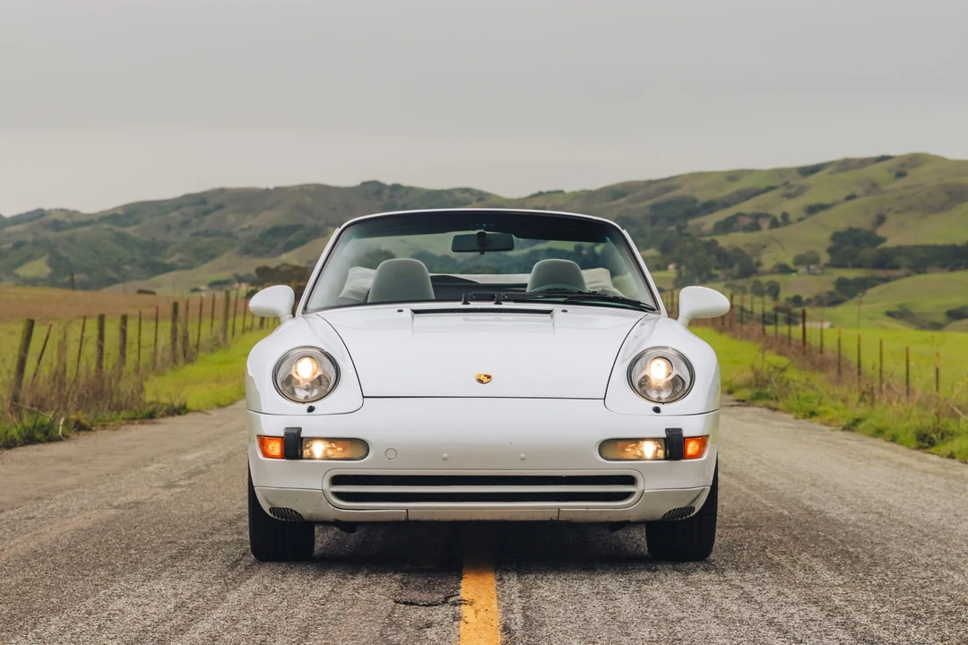 1995 Porsche 993 Carrera - Image 16 of 31