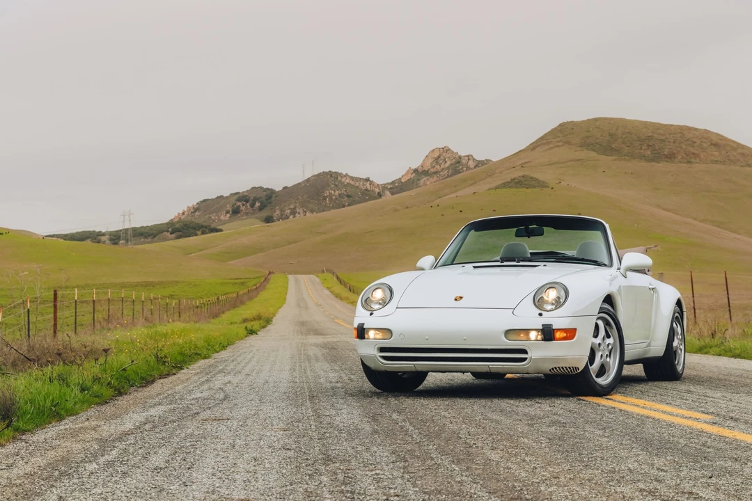 1995 Porsche 993 Carrera - Image 2 of 31