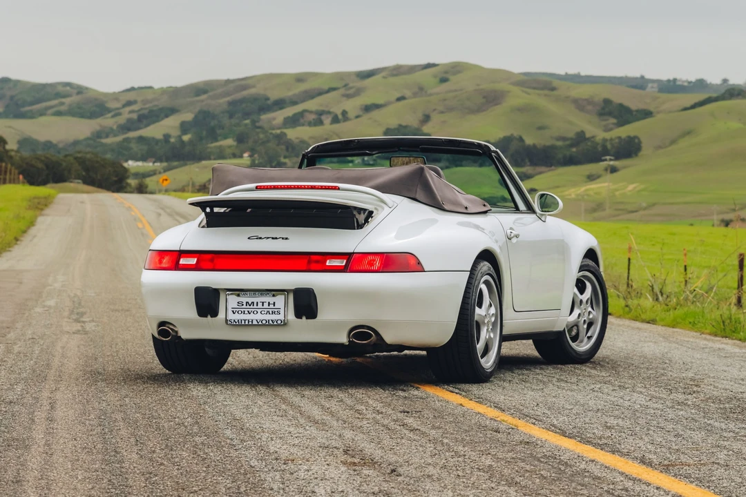 1995 Porsche 993 Carrera - Image 11 of 31