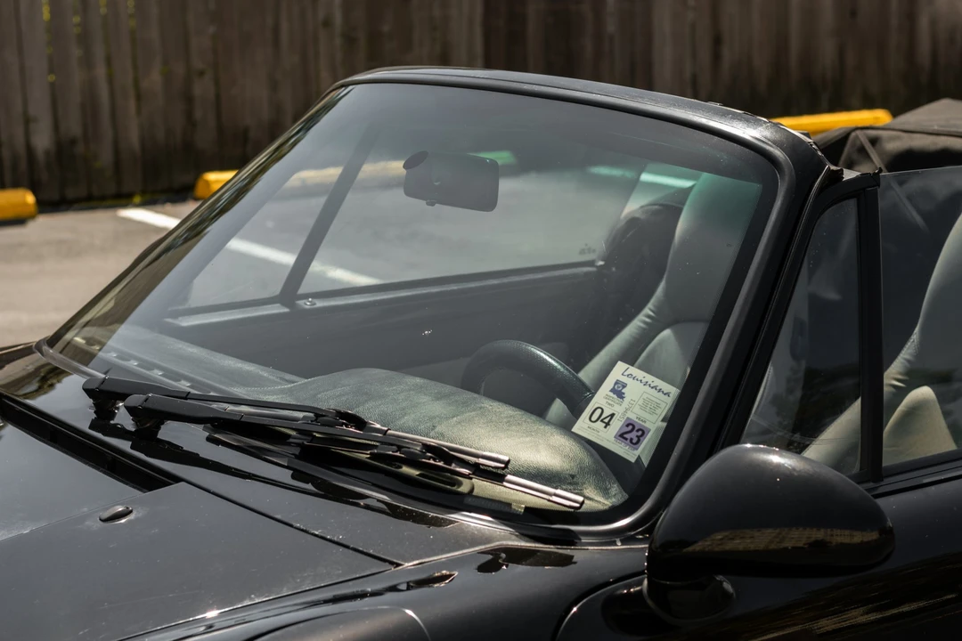 1995 Porsche 993 Carrera - Image 28 of 31