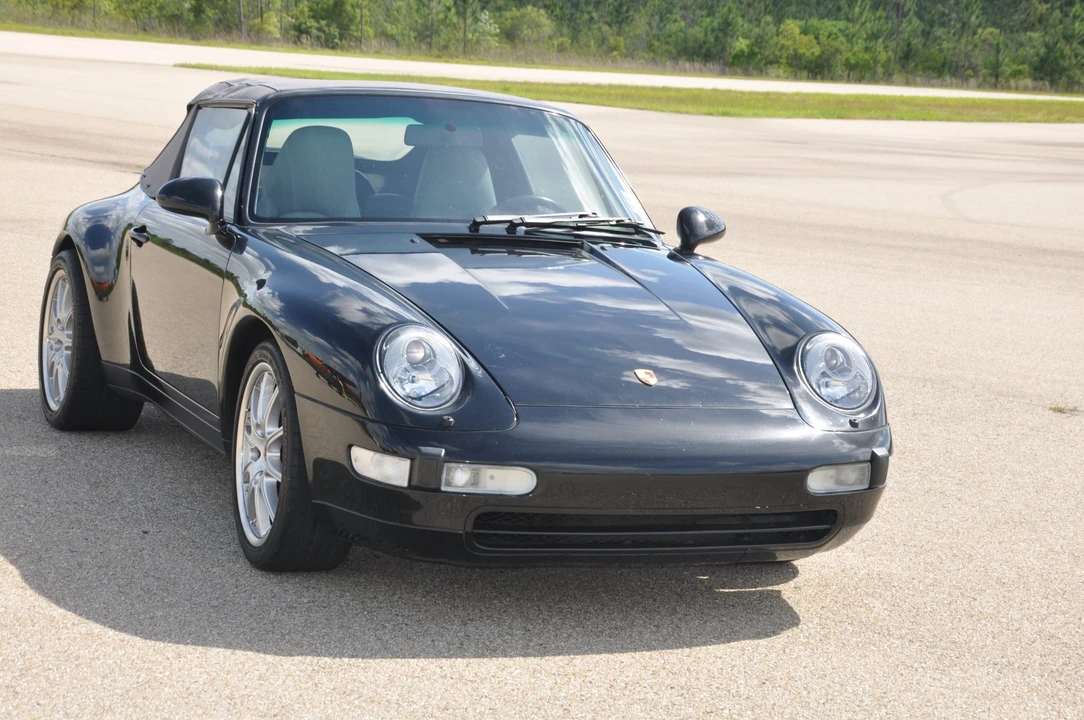 1995 Porsche 993 Carrera - Image 24 of 31