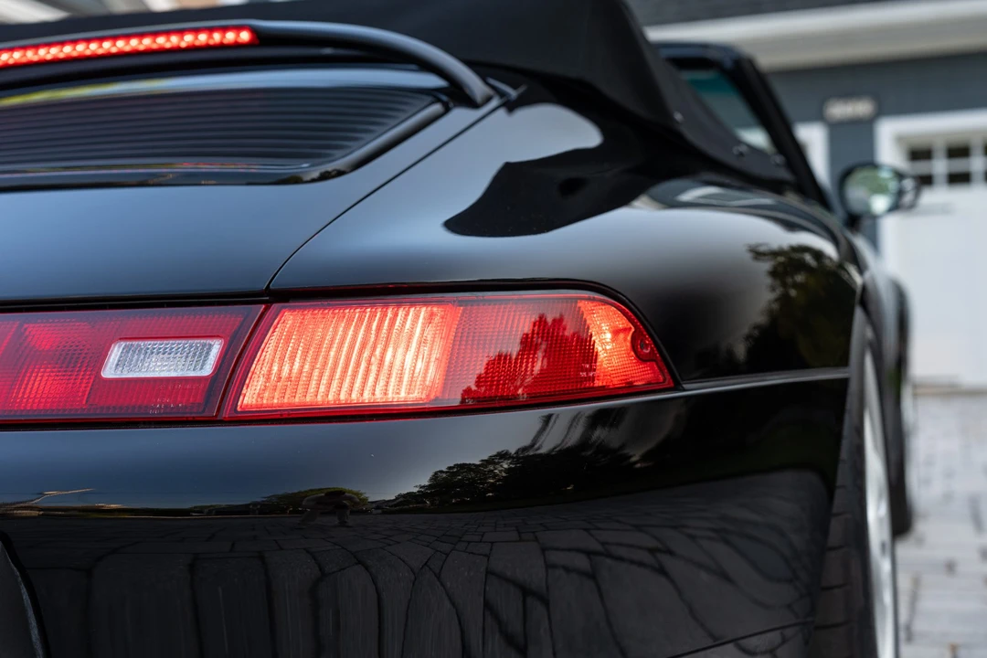 1995 Porsche 993 Carrera - Image 26 of 31